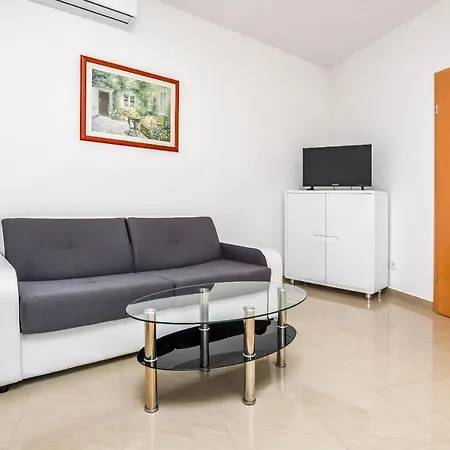 Apartment Vito *